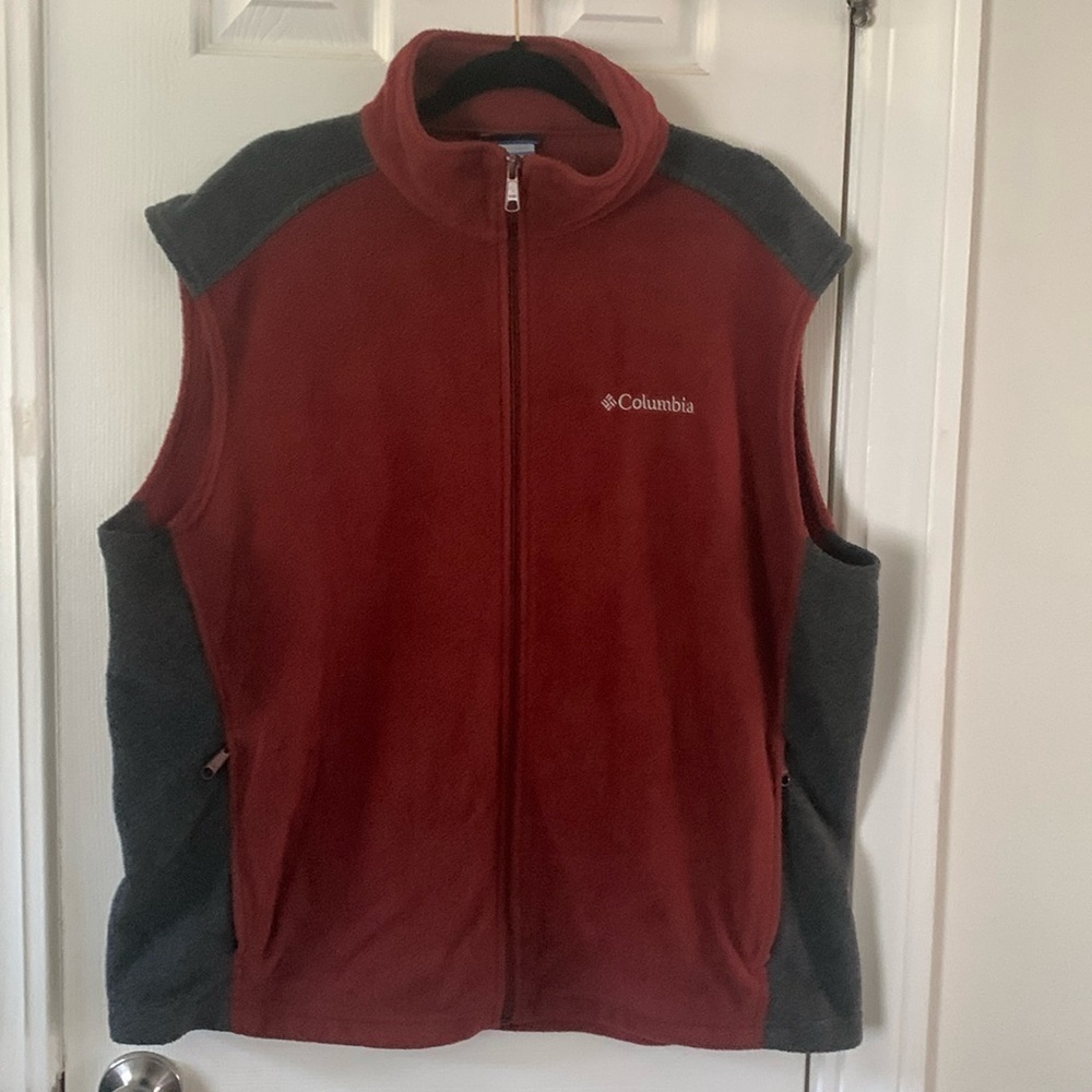 Columbia Men’s Steens Mountain Vest Size XL